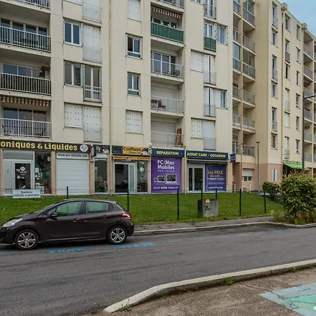 Minerva - Proche De L'aéroport Apartamento *