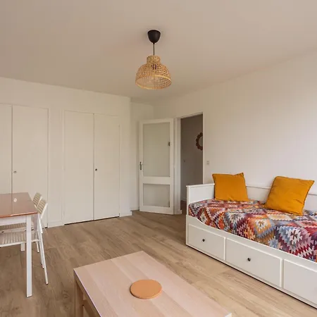 Minerva - Proche De L'aéroport Apartamento *